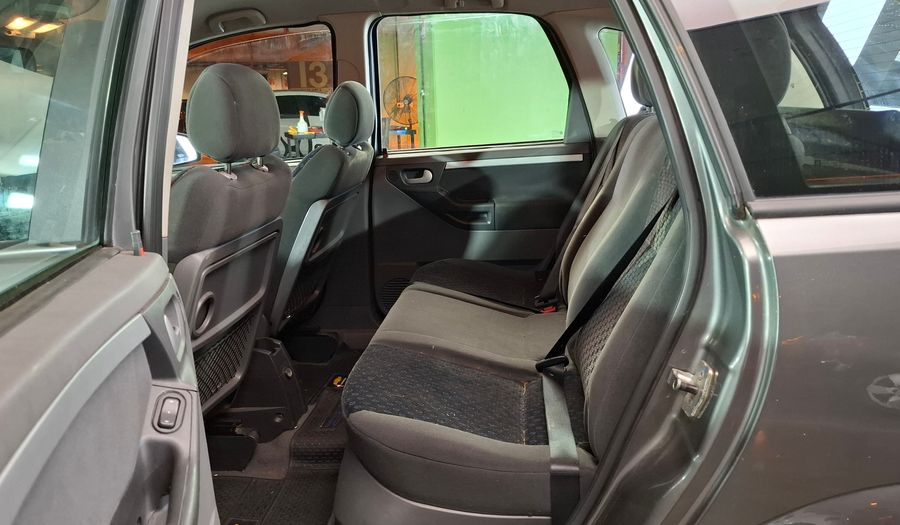 Chevrolet Meriva 1.8 8V GLS Minivan 2011