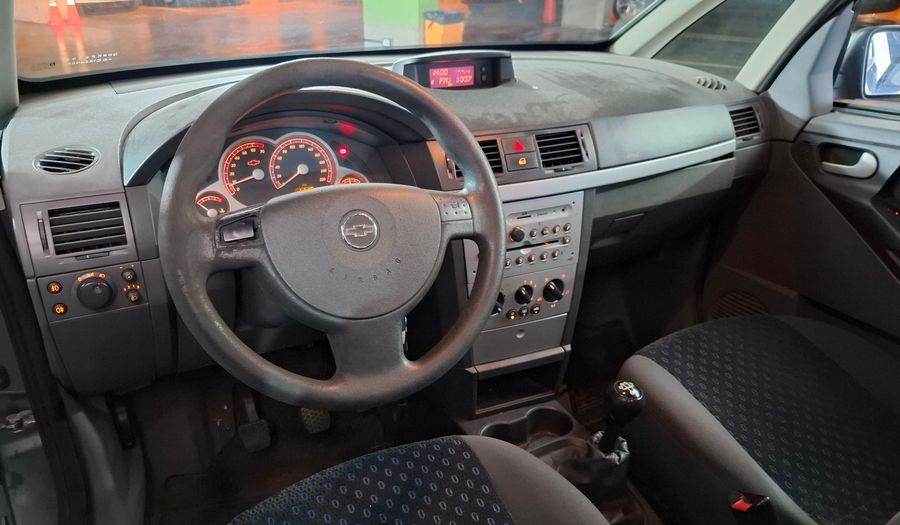 Chevrolet Meriva 1.8 8V GLS Minivan 2011