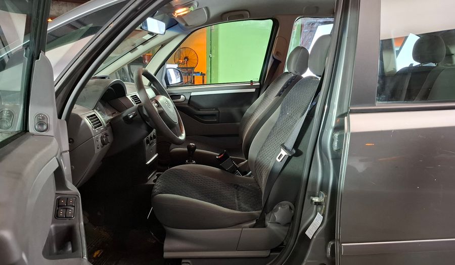 Chevrolet Meriva 1.8 8V GLS Minivan 2011