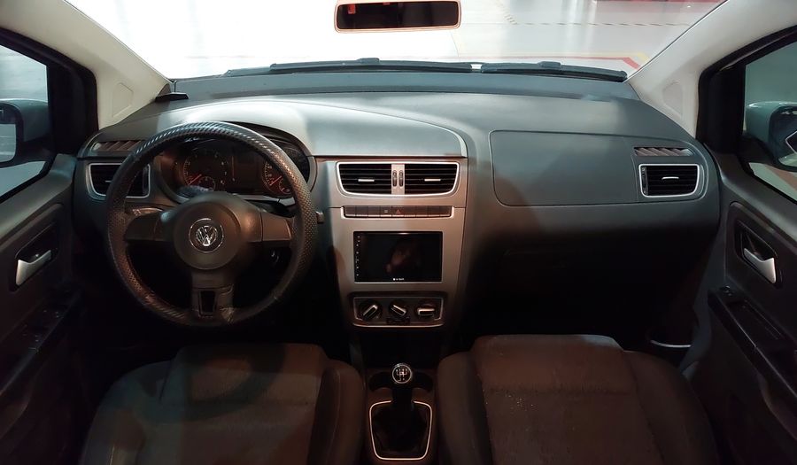 Volkswagen Fox MI Hatchback 2014