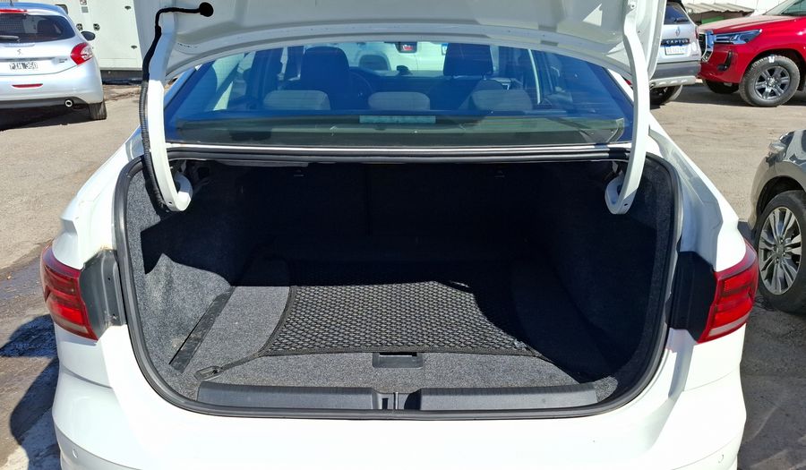 Volkswagen Virtus 1.6 MSI COMFORTLINE MY19 Sedan 2020