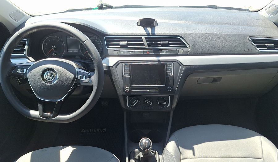 Volkswagen Gol 1.6 HIGHLINE Hatchback 2021