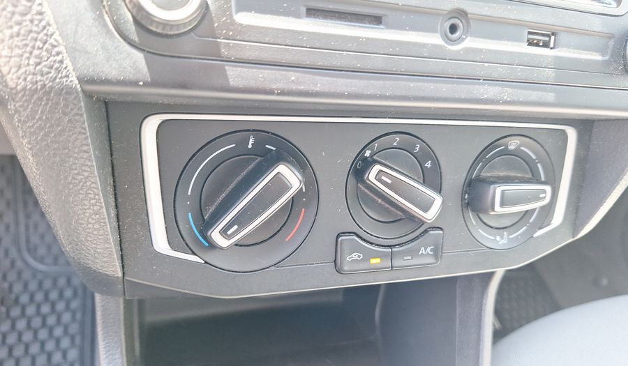 Volkswagen Gol 1.6 HIGHLINE Hatchback 2021