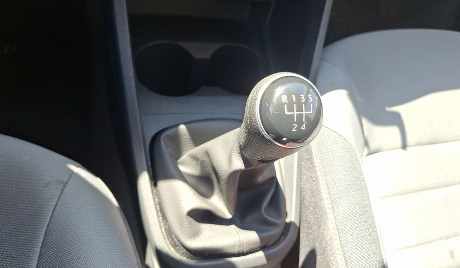 Volkswagen Gol 1.6 HIGHLINE Hatchback 2021