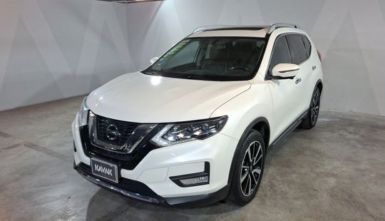 Nissan • X-Trail