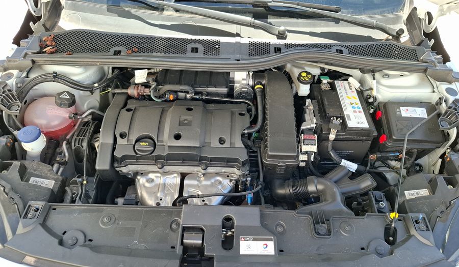 Peugeot 208 1.6L FELINE TIPTRONIC Hatchback 2024