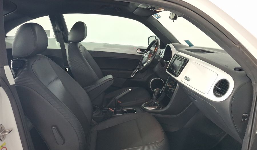 Volkswagen Beetle 2.5 SPORTLINE TIPTRONIC Hatchback 2016