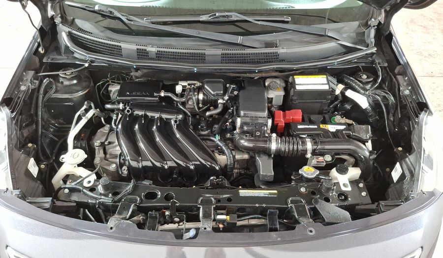 Nissan Versa 1.6 ADVANCE Sedan 2017