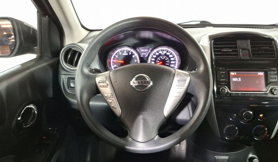 Nissan Versa 1.6 ADVANCE Sedan 2017