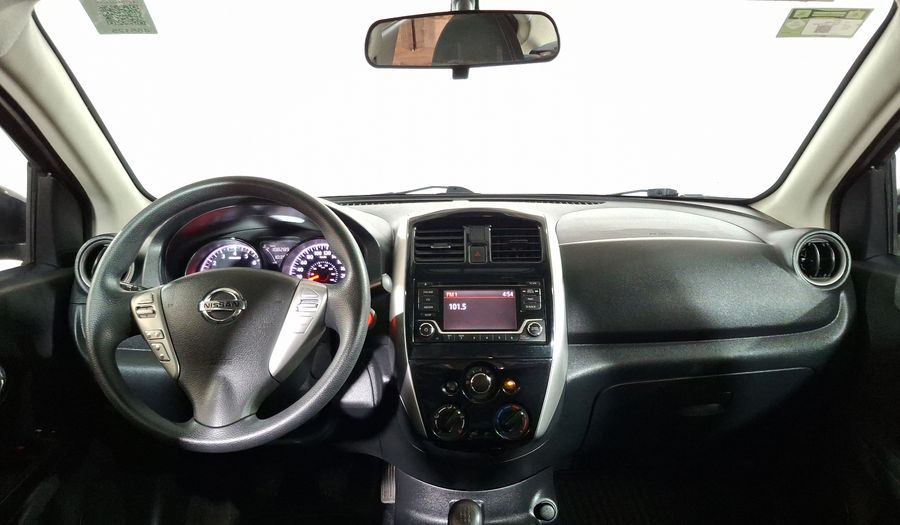 Nissan Versa 1.6 ADVANCE Sedan 2017
