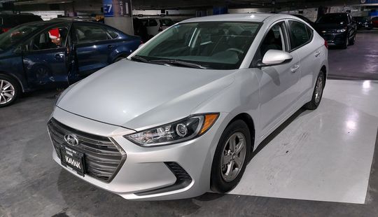 Hyundai • Elantra