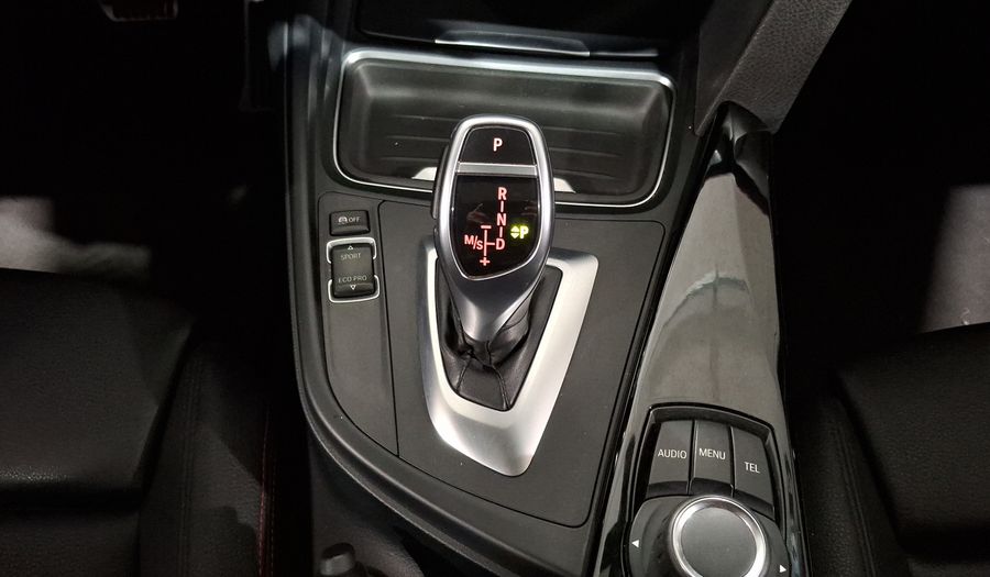 Bmw Serie 3 2.0 320IA SPORT LINE Sedan 2015