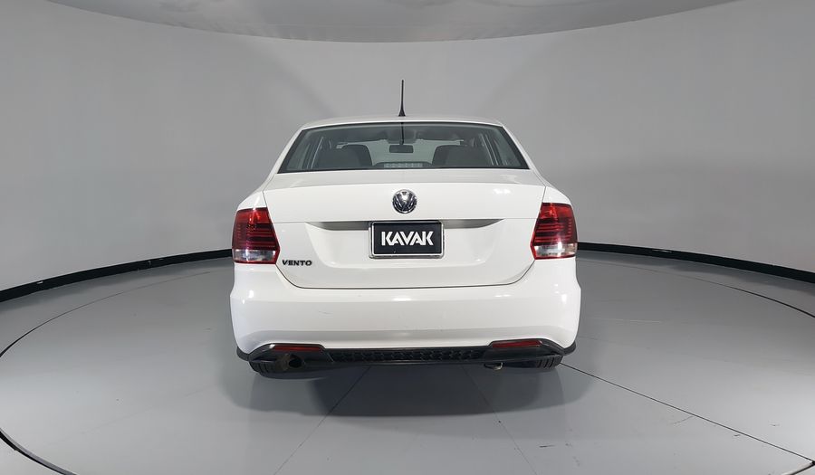 Volkswagen Vento 1.6 STARTLINE AUTO Sedan 2022
