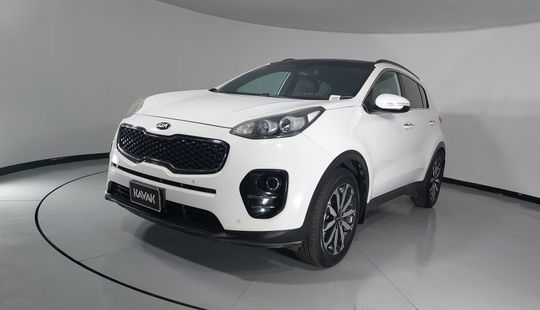 2018 • 63,200 km • Automático