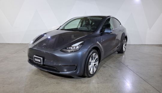 Tesla • Model Y