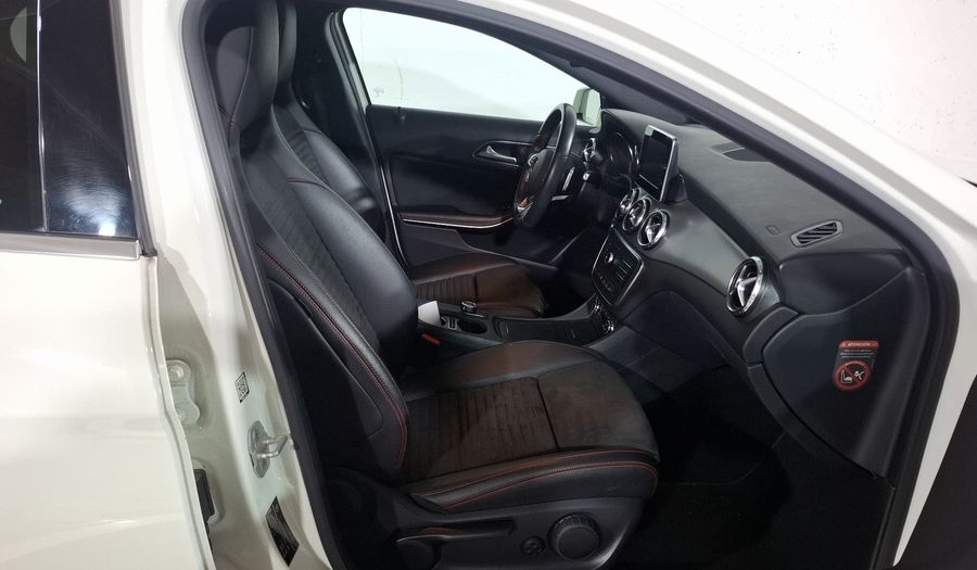 Mercedes Benz Clase Gla 2.0 GLA 250 CGI SPORT Suv 2016