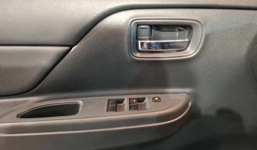 Mitsubishi L200 2.4 GLX GASOLINA Pickup 2024