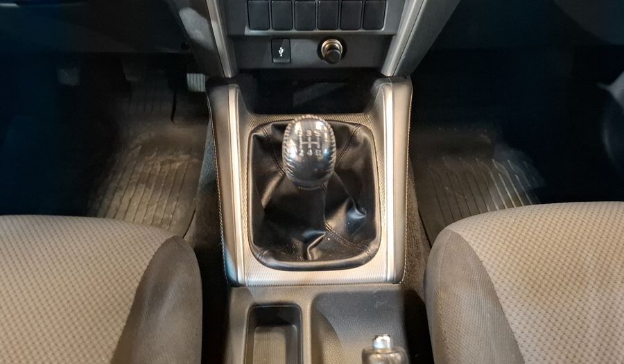 Mitsubishi L200 2.4 GLX GASOLINA Pickup 2024