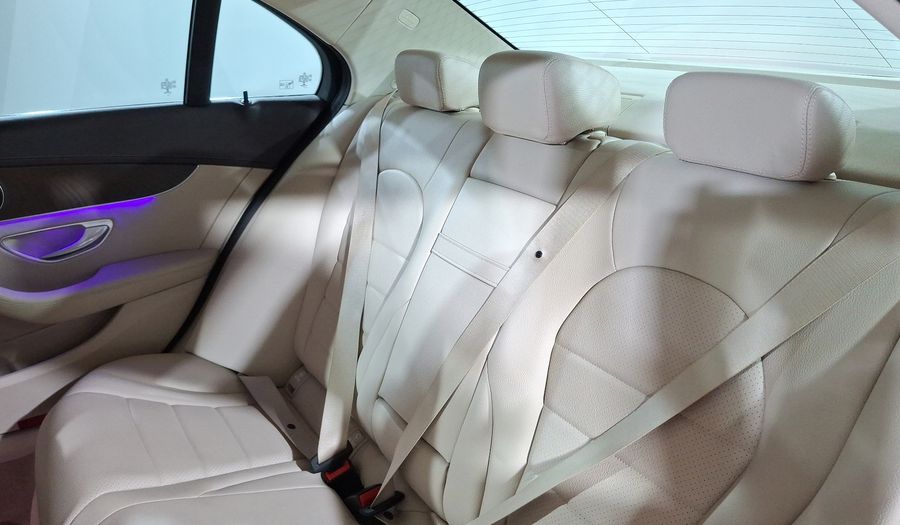 Mercedes Benz Clase C 2.0 200 EXCLUSIVE AUTO Sedan 2020