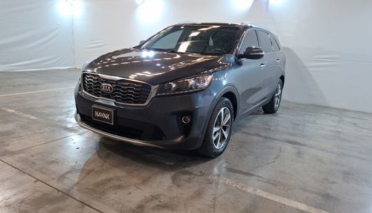 Kia • Sorento