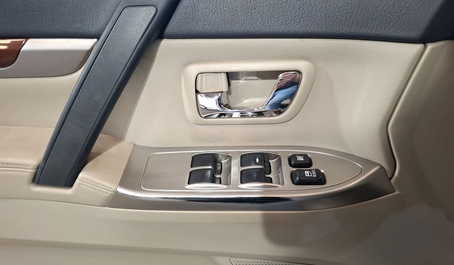 Mitsubishi Montero 3.8 LIMITED Suv 2017