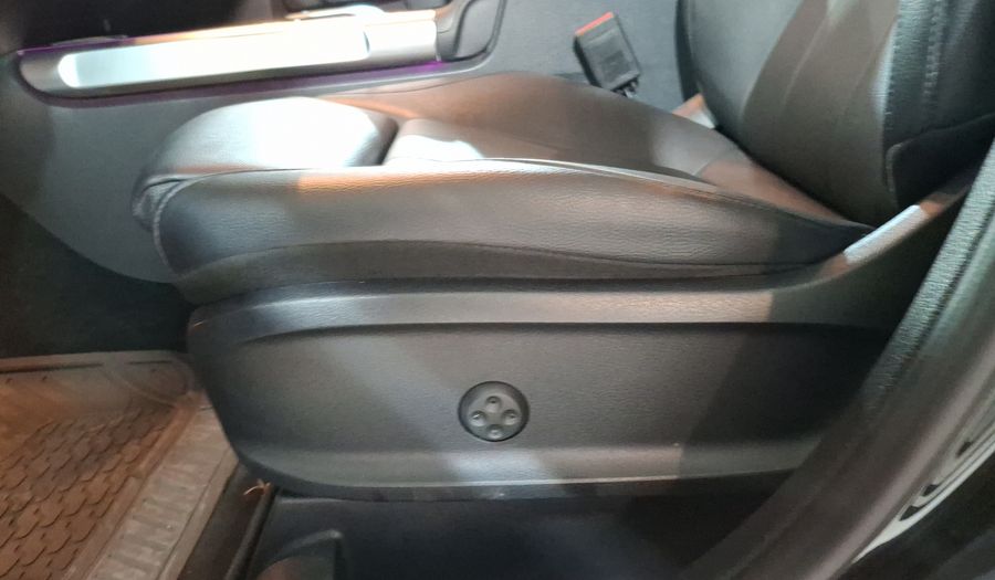 Mercedes Benz Clase Glb 2.0 250 PROGRESSIVE DCT 4MATIC Suv 2021