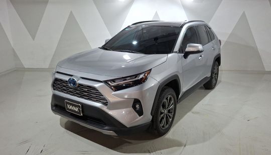 Toyota • RAV4
