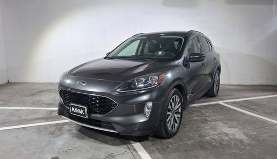 Ford • Escape