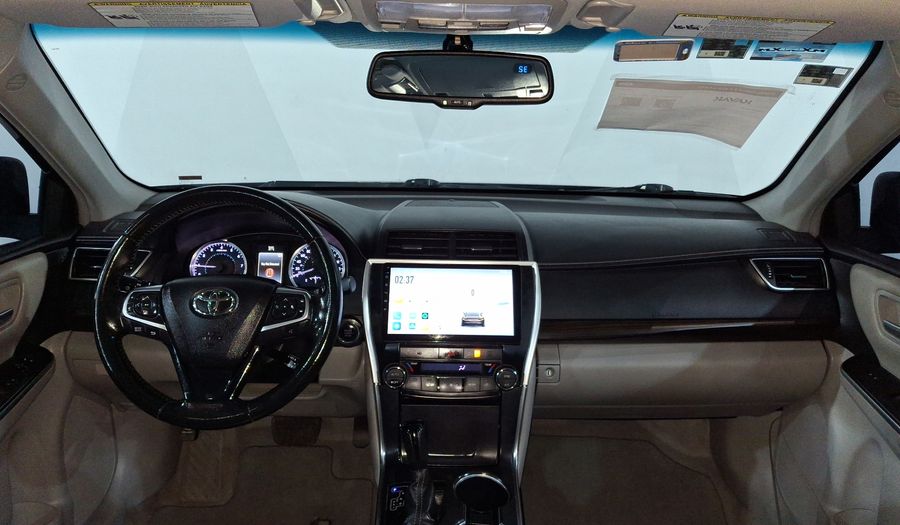 Toyota Camry 2.5 XLE L4 6AT Sedan 2016