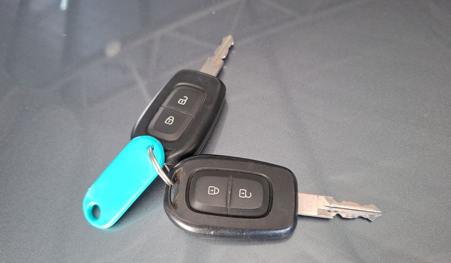 Renault Logan 1.6 AUTHENTIQUE PLUS Sedan 2019