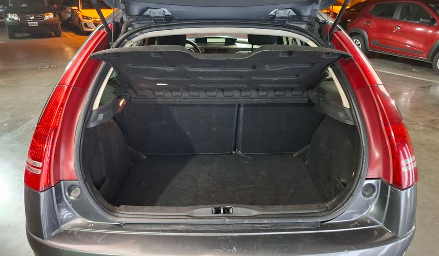 Citroen C4 1.6I 16V X Hatchback 2010