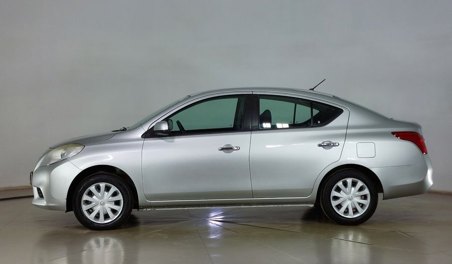 Nissan Versa 1.6 SENSE Sedan 2012