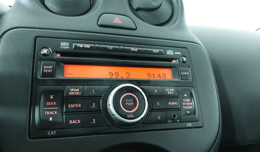 Nissan Versa 1.6 SENSE Sedan 2012