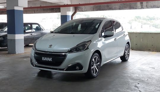 Peugeot • 208