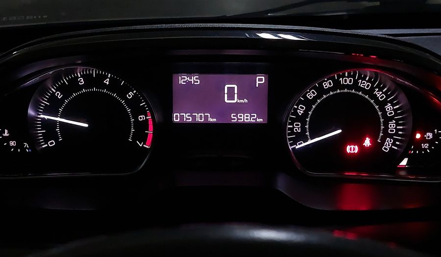 Peugeot 208 GRIFFE Hatchback 2017