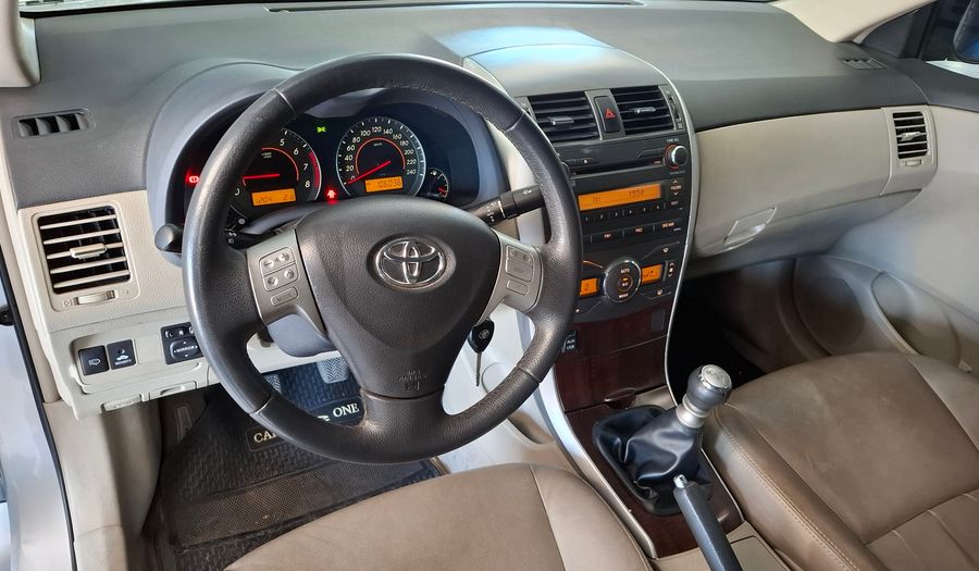 Toyota Corolla 1.8 SE-G MANUAL Sedan 2011