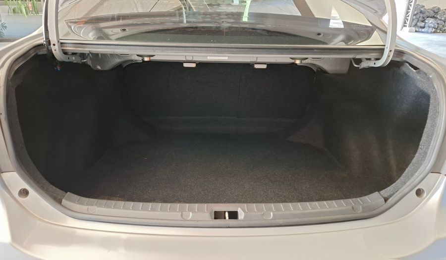 Toyota Corolla 1.8 SE-G MANUAL Sedan 2011