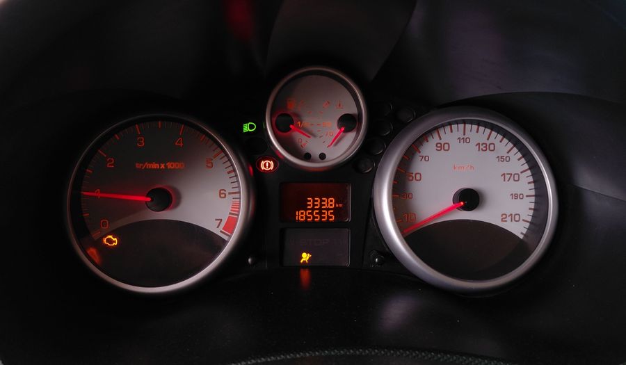 Peugeot 207 1.6 COMPACT QUICKSILVER MT Hatchback 2010