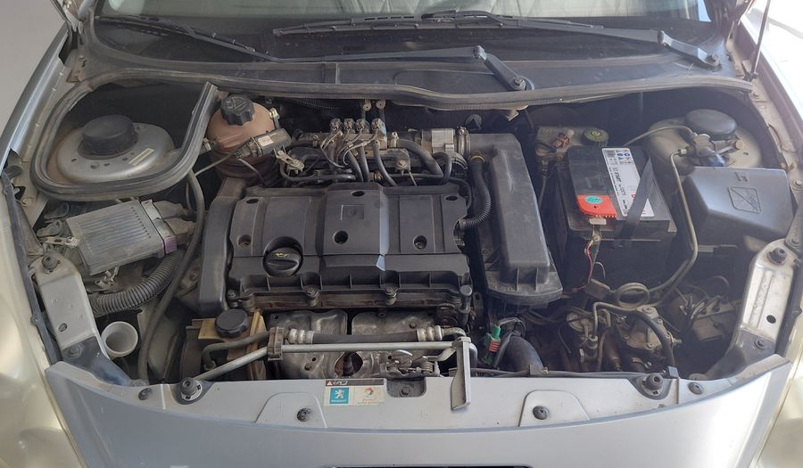 Peugeot 207 1.6 COMPACT QUICKSILVER MT Hatchback 2010