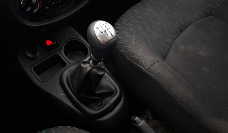 Renault Clio 1.1 CONFORT Hatchback 2016