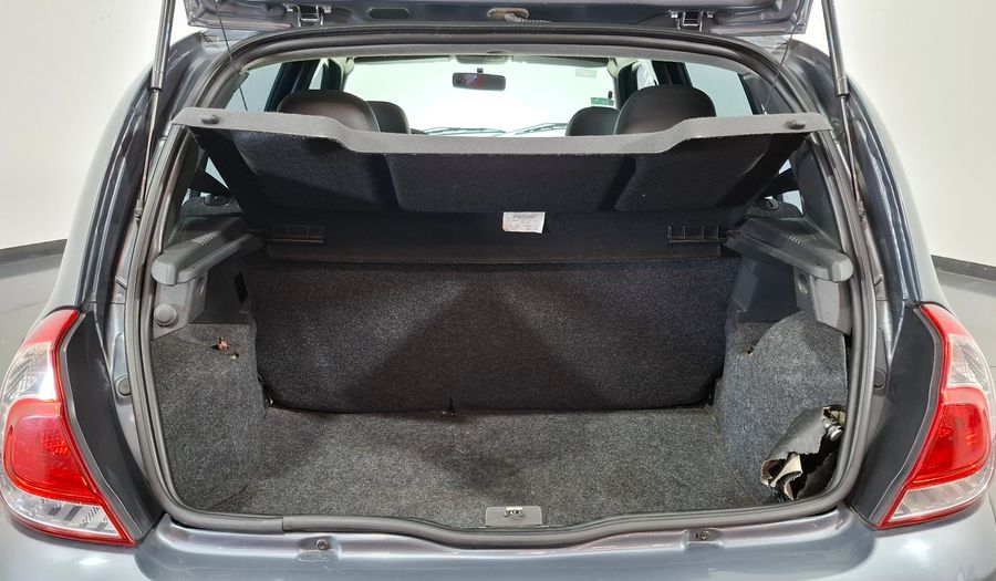 Renault Clio 1.1 CONFORT Hatchback 2016