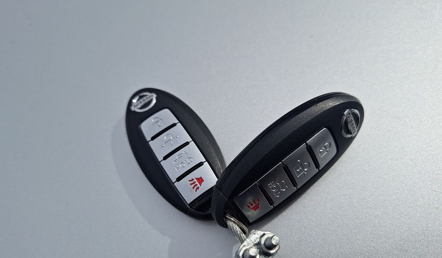 Nissan Versa 1.6 SENSE Sedan 2019