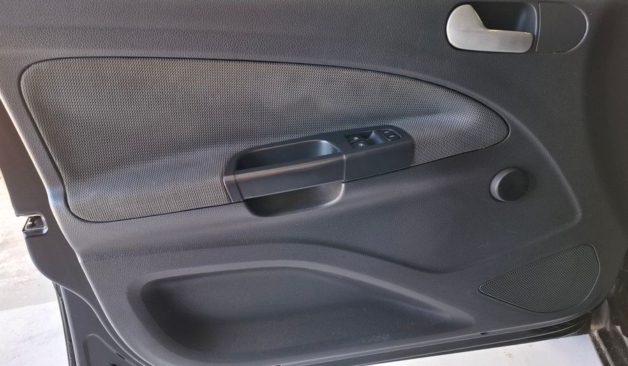 Volkswagen Gol Trend 1.6 PACK I Hatchback 2012