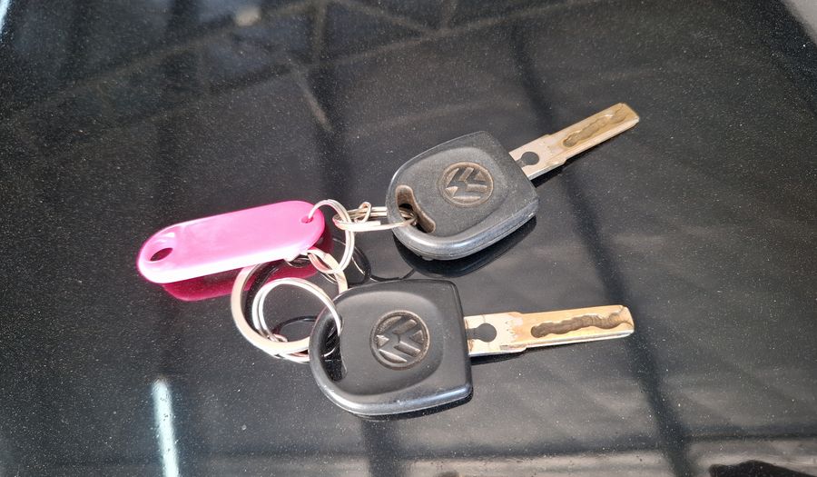 Volkswagen Gol Trend 1.6 PACK I Hatchback 2012