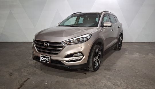Hyundai • Tucson