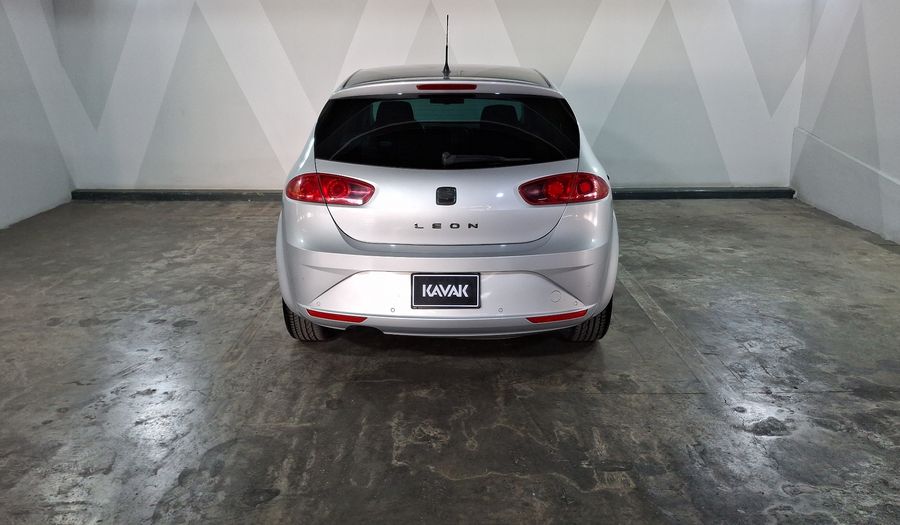 Seat Leon 1.4 TSI STYLE QC MT Hatchback 2013