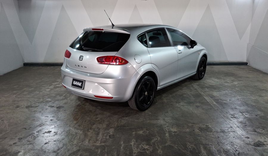 Seat Leon 1.4 TSI STYLE QC MT Hatchback 2013