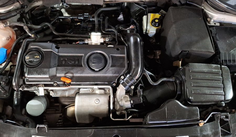 Seat Leon 1.4 TSI STYLE QC MT Hatchback 2013