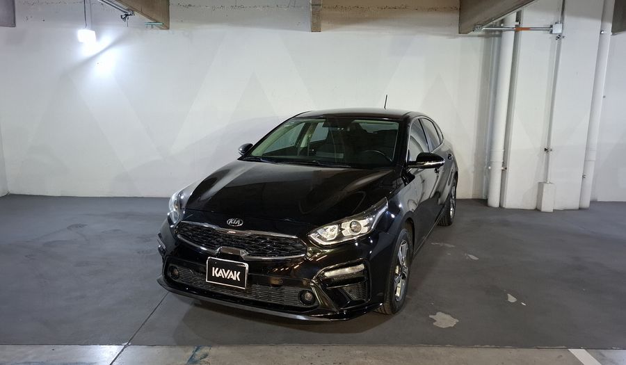 Kia Forte 2.0 EX IVT Hatchback 2021