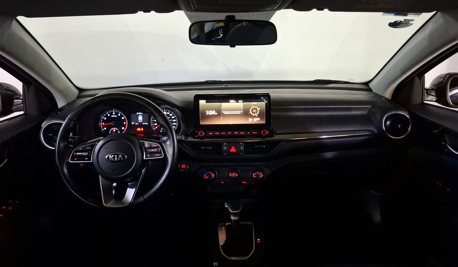 Kia Forte 2.0 EX IVT Hatchback 2021